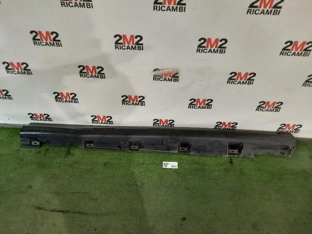 Sottoporta DX CM51A10154A Ford Focus IV 2011