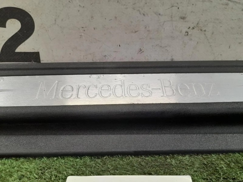 Sottoporta DX A2096800235 Mercedes Classe CLK C209 2003