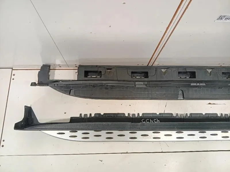 Sottoporta DX A 166 690 02 10 Mercedes Classe GLE W166 2015