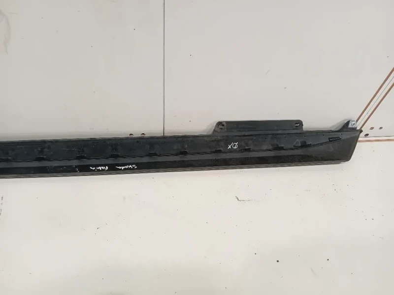 Sottoporta DX 6V0853855 Skoda Fabia NJ3 2018