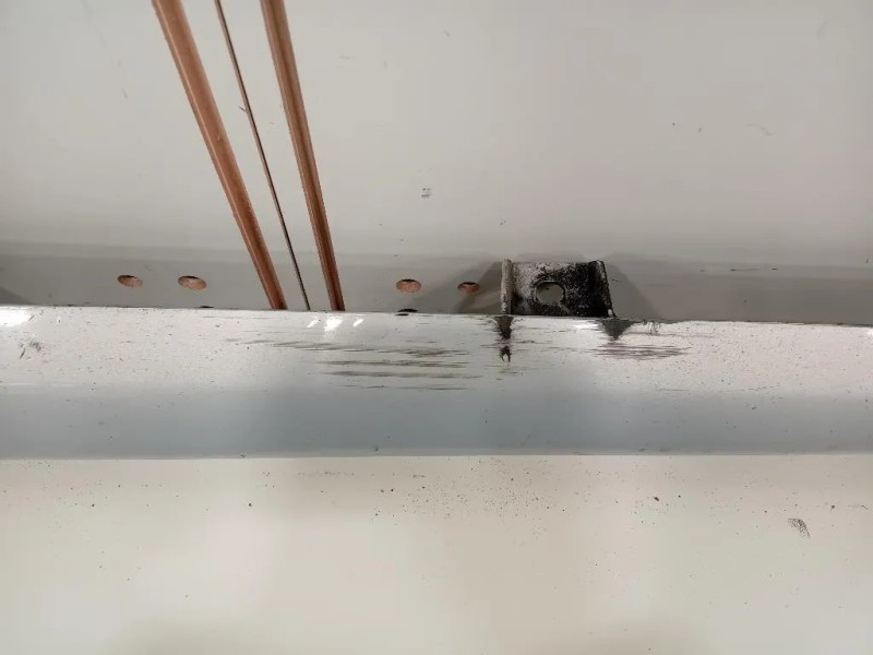 Sottoporta SX 18071339 Alfa Romeo Giulietta 2010