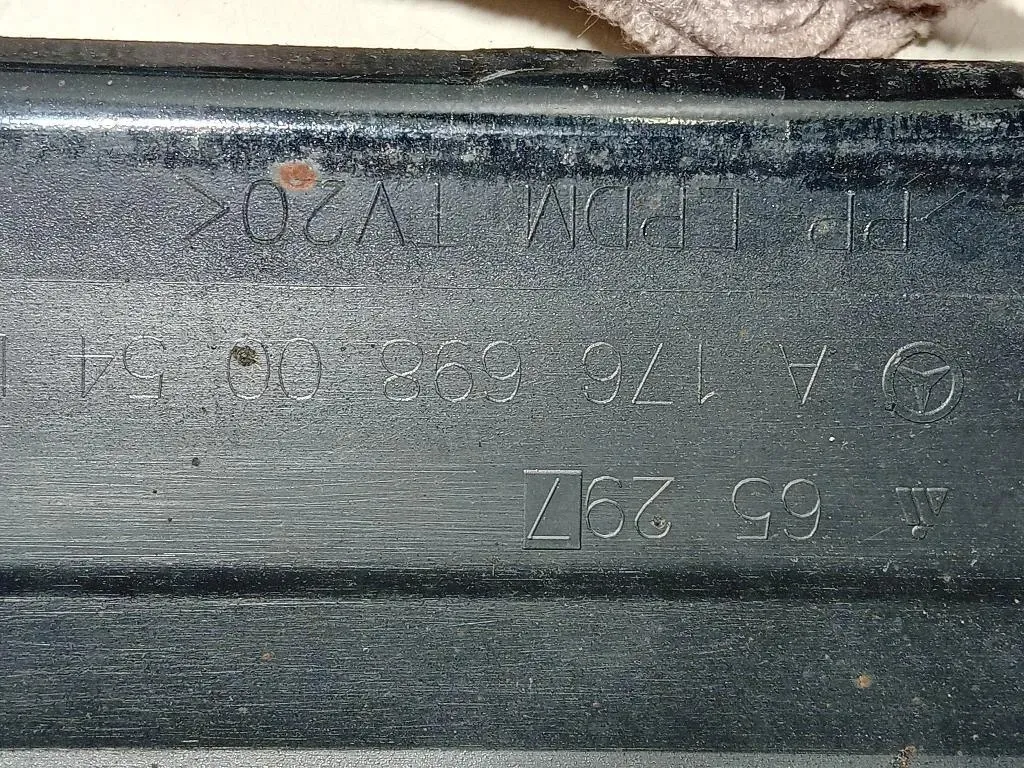 Sottoporta SX A1766980054 Mercedes Classe A W176 2013