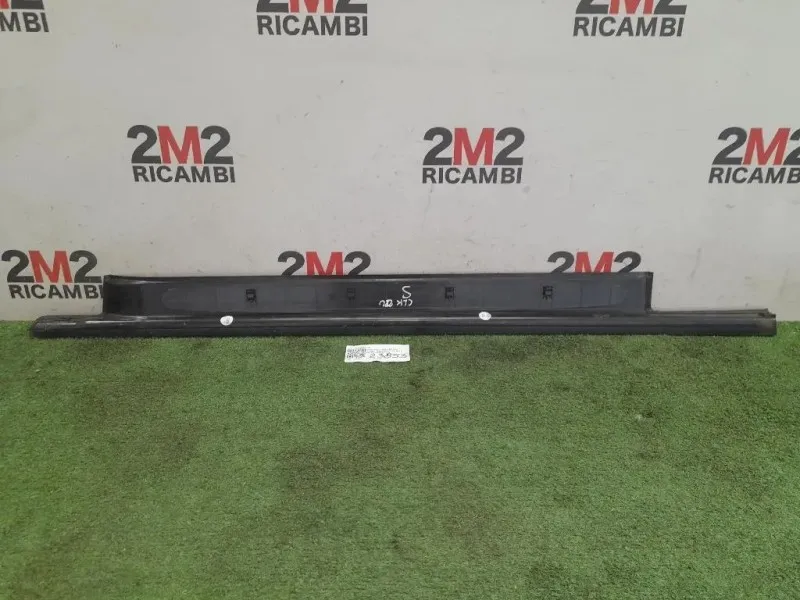 Sottoporta SX A2096800135 Mercedes Classe CLK C209 2003