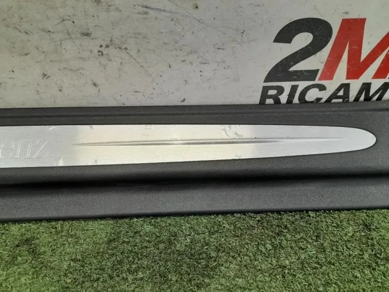 Sottoporta SX A2096800135 Mercedes Classe CLK C209 2003