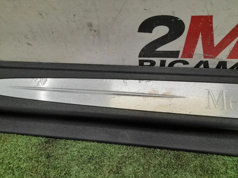 Sottoporta SX A2096800135 Mercedes Classe CLK C209 2003