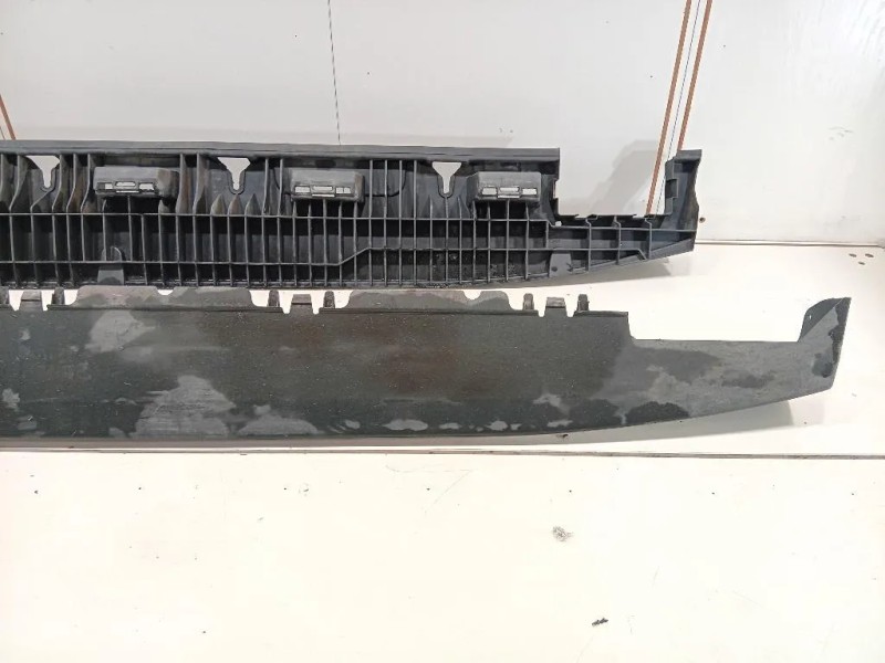 Sottoporta SX A 166 690 01 10 Mercedes Classe GLE W166 2015