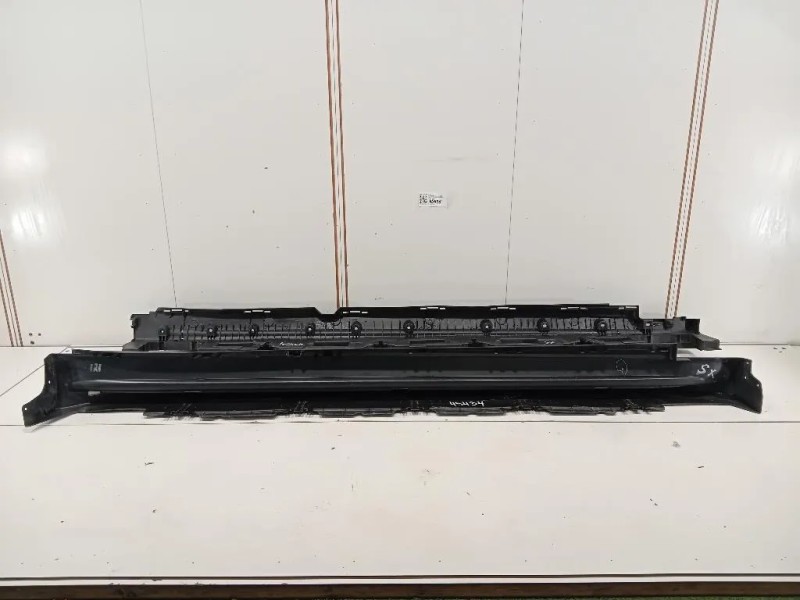 Sottoporta SX A 166 690 01 10 Mercedes Classe GLE W166 2015