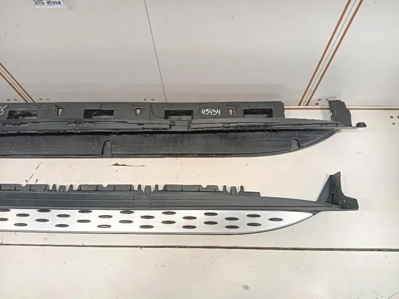 Sottoporta SX A 166 690 01 10 Mercedes Classe GLE W166 2015