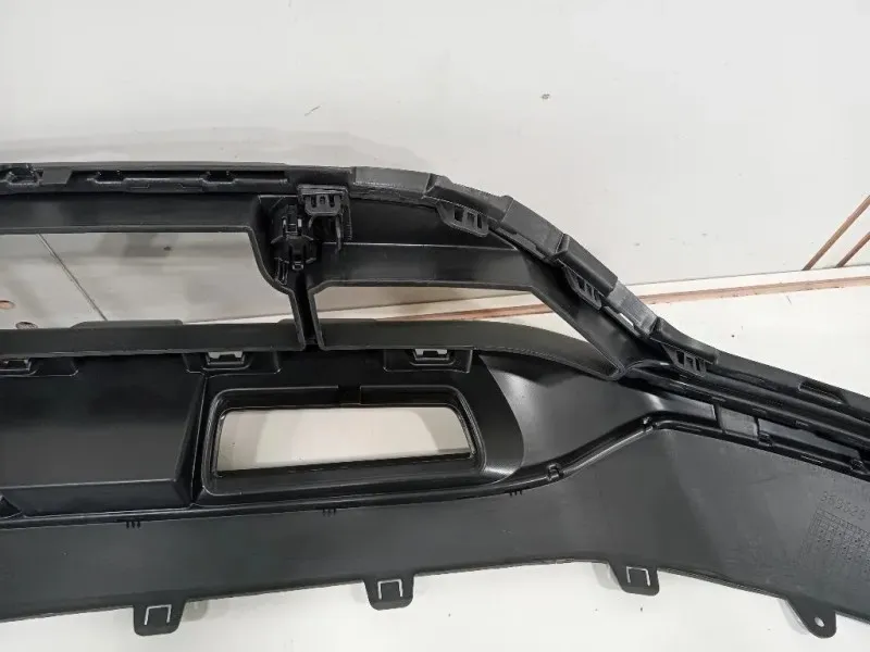 Spoiler Centrale Paraurti ANT A2538851304 Mercedes Classe GLC C253 Coupé 2016