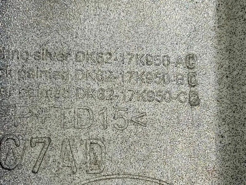 Spoiler Centrale Paraurti INF ANT BJ32-17F011-A Land Rover Range Rover Evoque I 2015