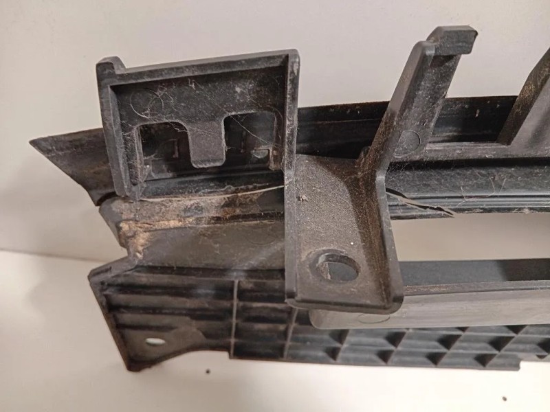 Spoiler Centrale Paraurti SUP ANT 863539-H8400 Kia Stonic 2017