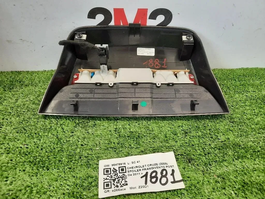 Spoiler Frangivento POST 95478916 Chevrolet Cruze 2009