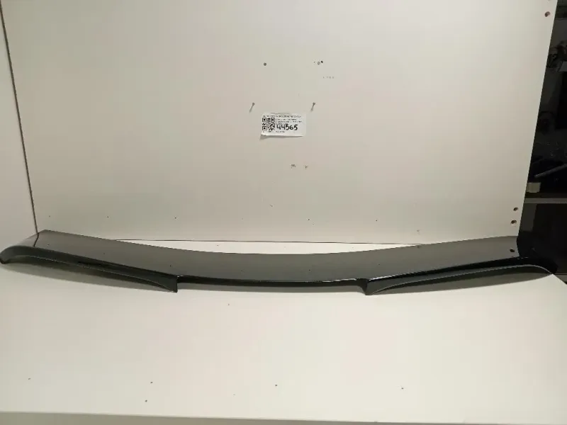 Spoiler Frangivento POST COPERTURA SPOILER FRANGIVENTO POST Ford Focus II 2005