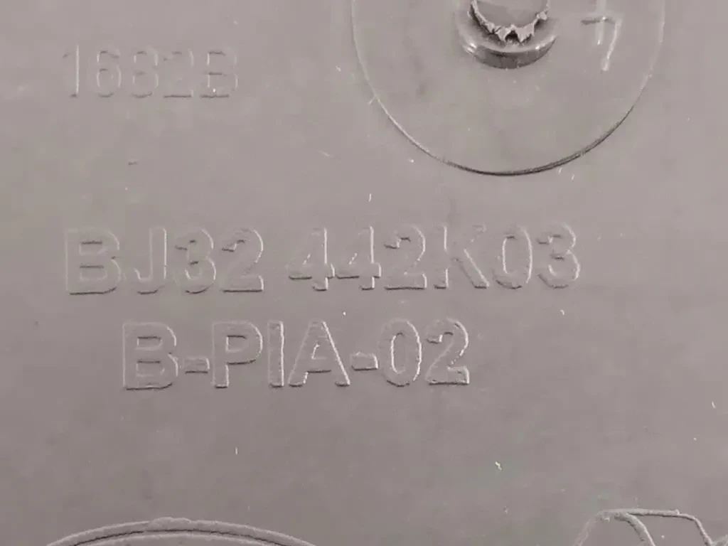 Spoiler Frangivento POST BJ32 442K03 Land Rover Range Rover Evoque I 2011