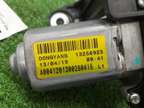 Motorino Tergilunotto 13256923 Opel Zafira C 2012