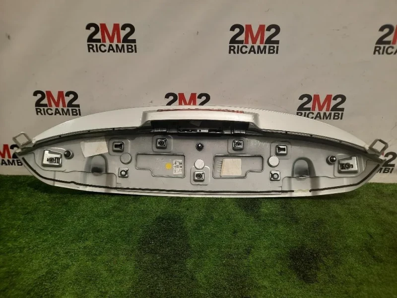 Spoiler Frangivento POST 960307284R Renault CLIO IV 2013