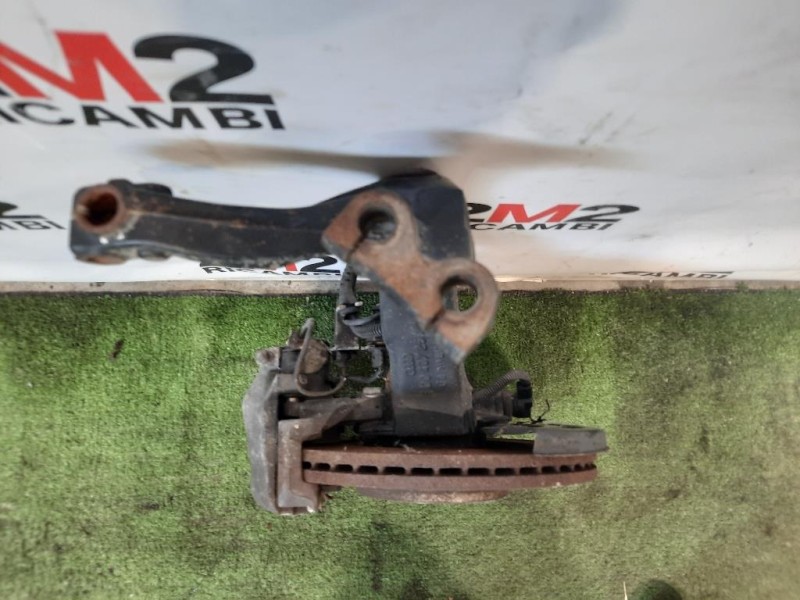 Mozzo Ruota ANT DX 8D0407258 Audi A4 8E2 2001