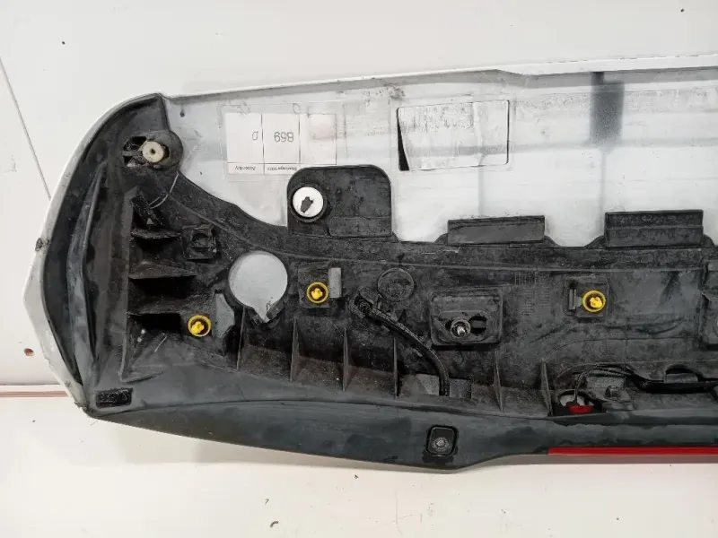 Spoiler Frangivento POST 650300614 Volvo V40 II 2012