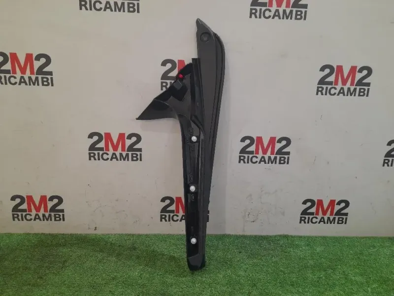 Spoiler Frangivento POST SX Toyota RAV 4 V 2018