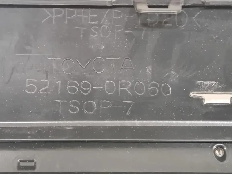 Spoiler Paraurti INF POST 52169-0R060 Toyota Corolla VI 2018