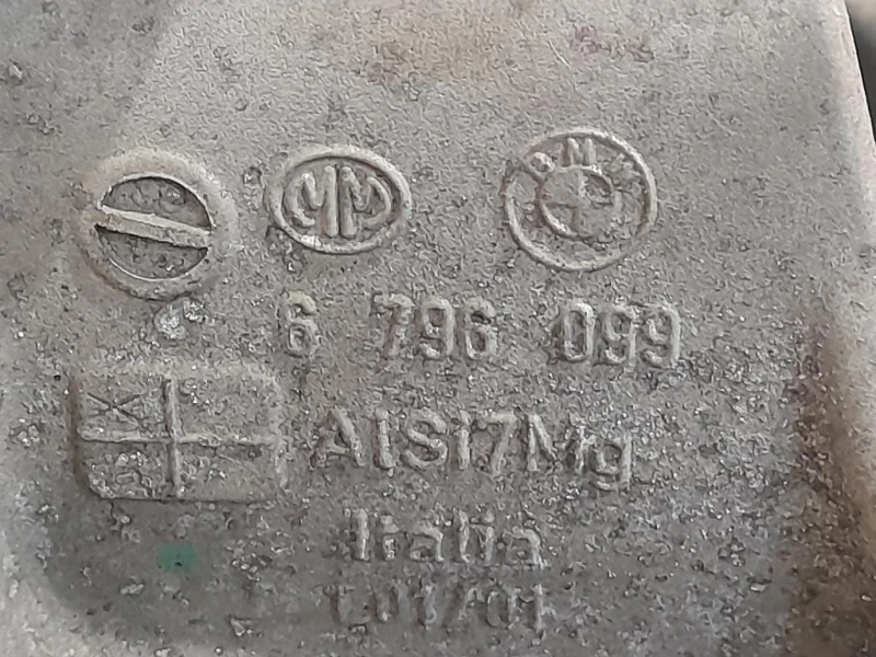 Mozzo Ruota Ccuscinetto POST SX 6796099 Bmw Serie 5 F10 Berlina 2010