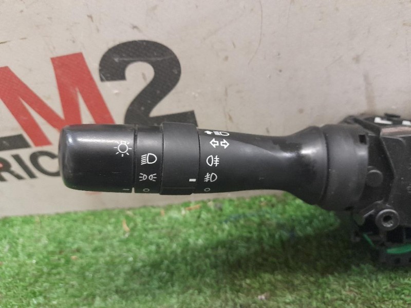 Devioguida Completo 173882 Toyota Yaris IV 2012