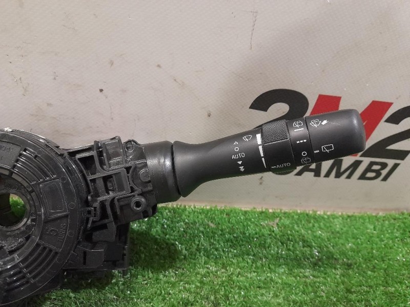 Devioguida Completo 173832 Toyota Yaris IV 2012