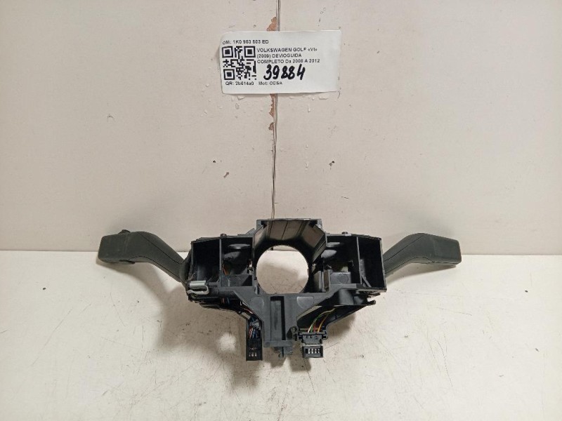 Spoiler Paraurti POST NUOVO 1373633 4M5J17B891BAW Ford Focus II SW 2005