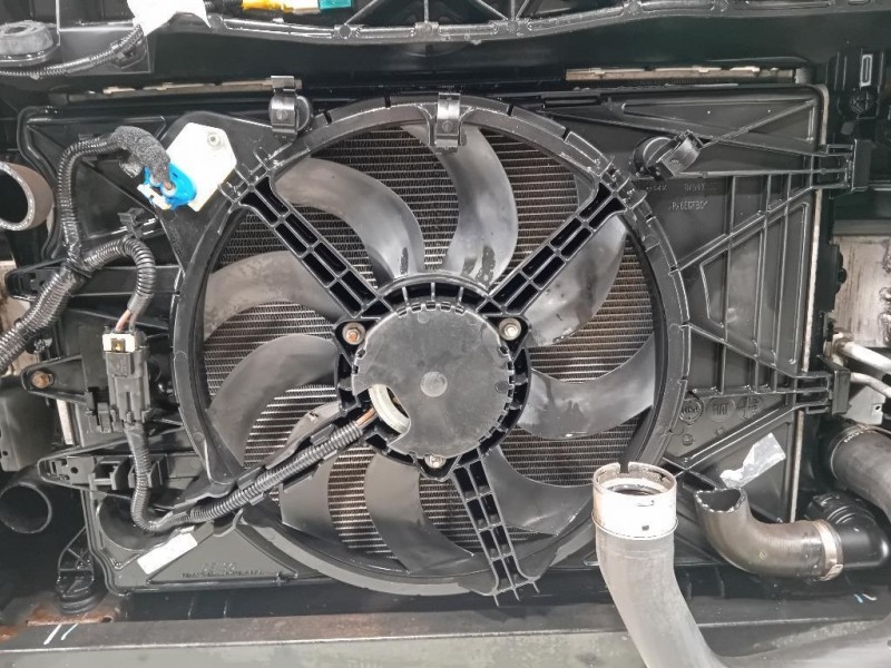 Musata + KIT Radiatori MUSATA + KIT RADIATORI Fiat 500L 2013