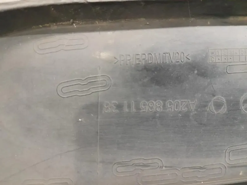 Spoiler Paraurti POST A2058851138 Mercedes Classe C W205 2014