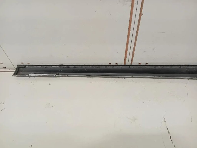 Spoiler Sottoporta DX 8X0 853 446 Audi A1 8X1 2010