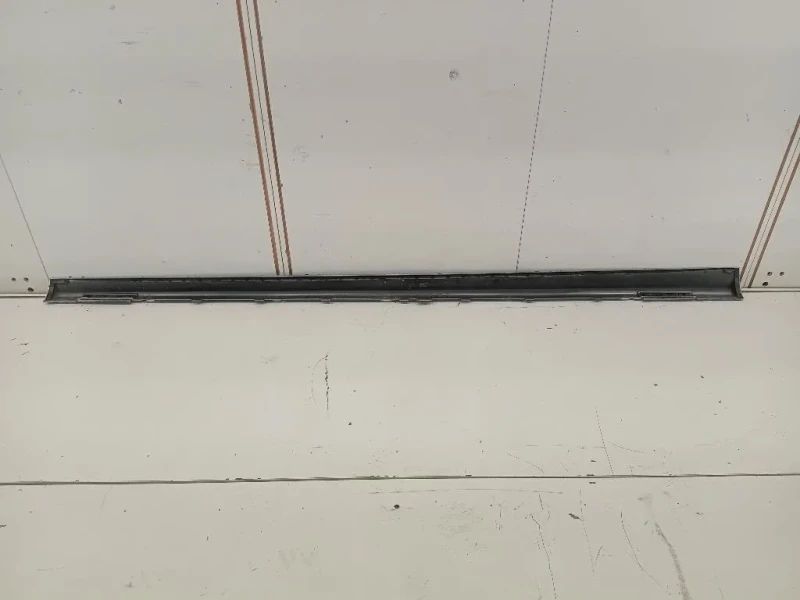 Spoiler Sottoporta DX 8X0 853 446 Audi A1 8X1 2010