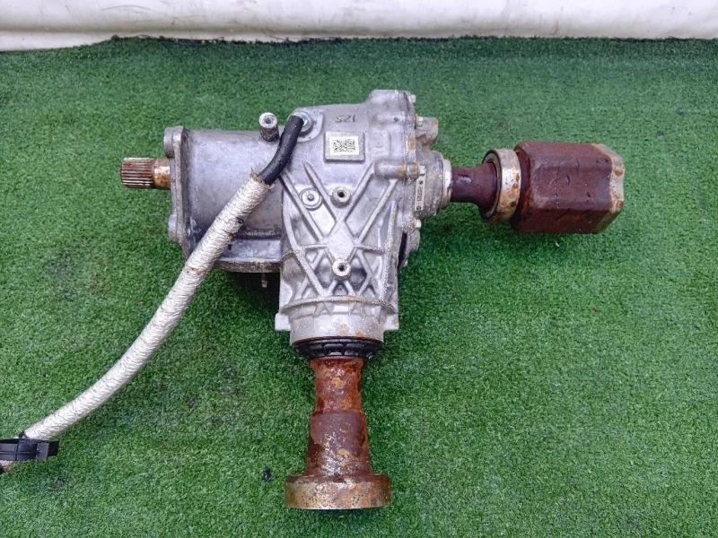 Differenziale ANT CV61-7I486-JH RIPARTITORE DIFFERENZIALE Ford KUGA II 2013