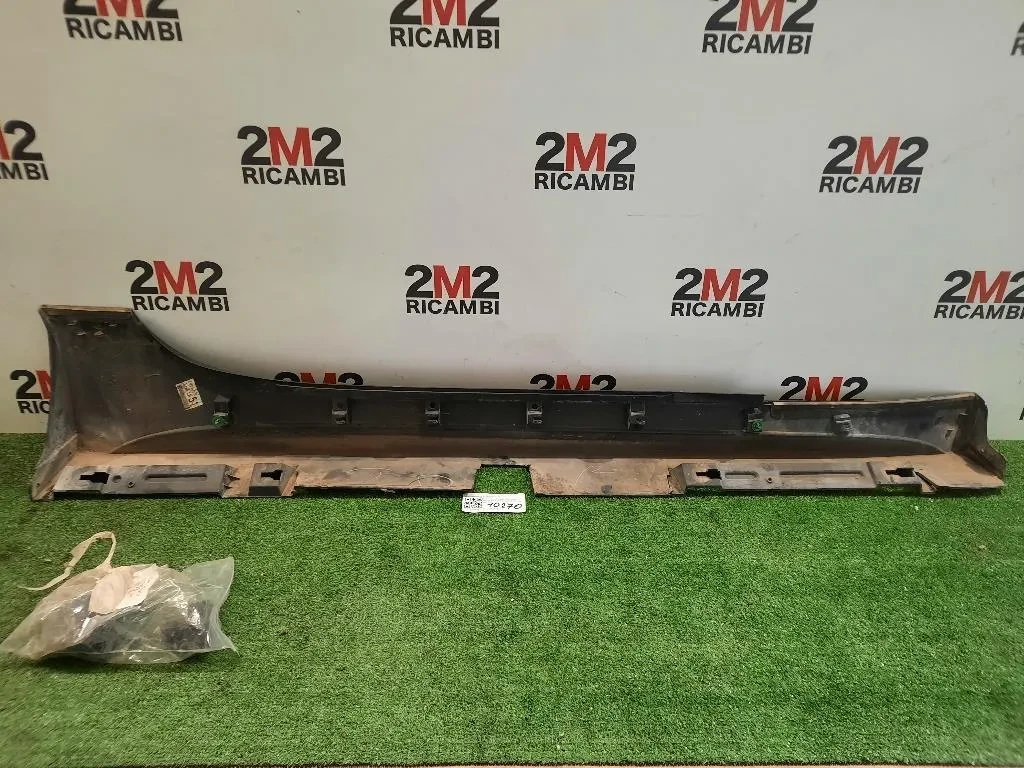 Spoiler Sottoporta SX NA4L51P51 6000621177 Fiat 124 Spider II 2016