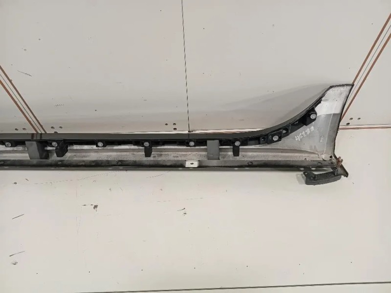 Spoiler Sottoporta SX 8X23-F10609-AC Jaguar XE 2015