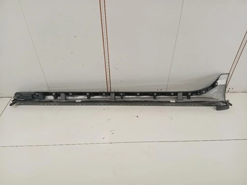 Spoiler Sottoporta SX 8X23-F10609-AC Jaguar XE 2015