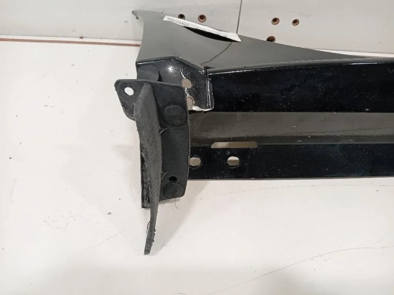 Spoiler Sottoporta SX 8X23-F10609-AC Jaguar XE 2015