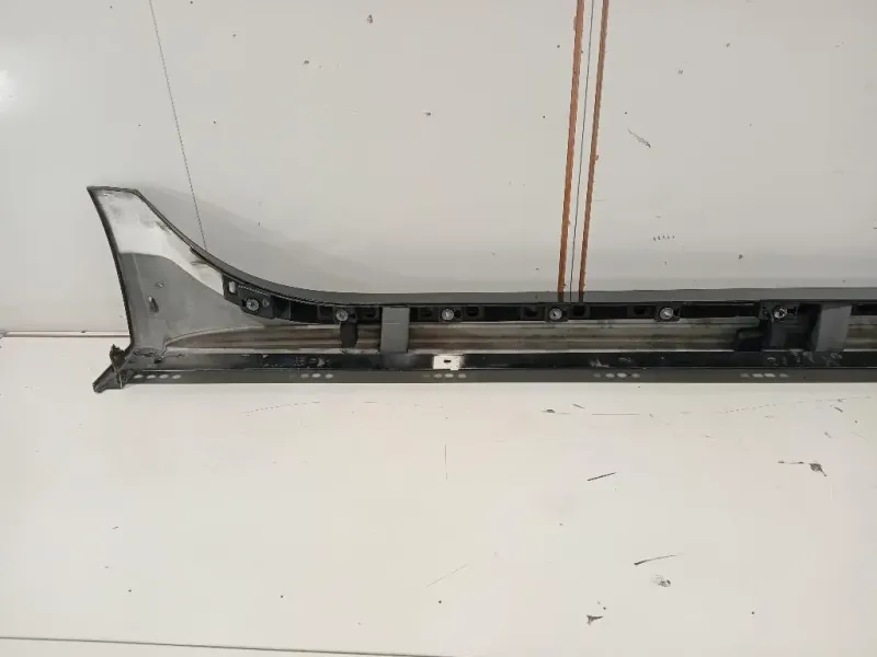 Spoiler Sottoporta SX GX7M-101D57-A Jaguar XE 2015