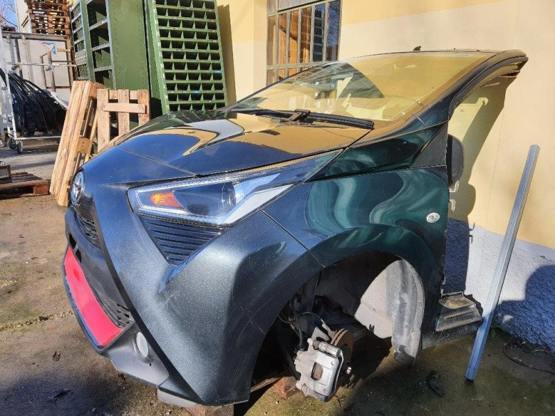 Musata + KIT Radiatori Toyota AYGO II 2018