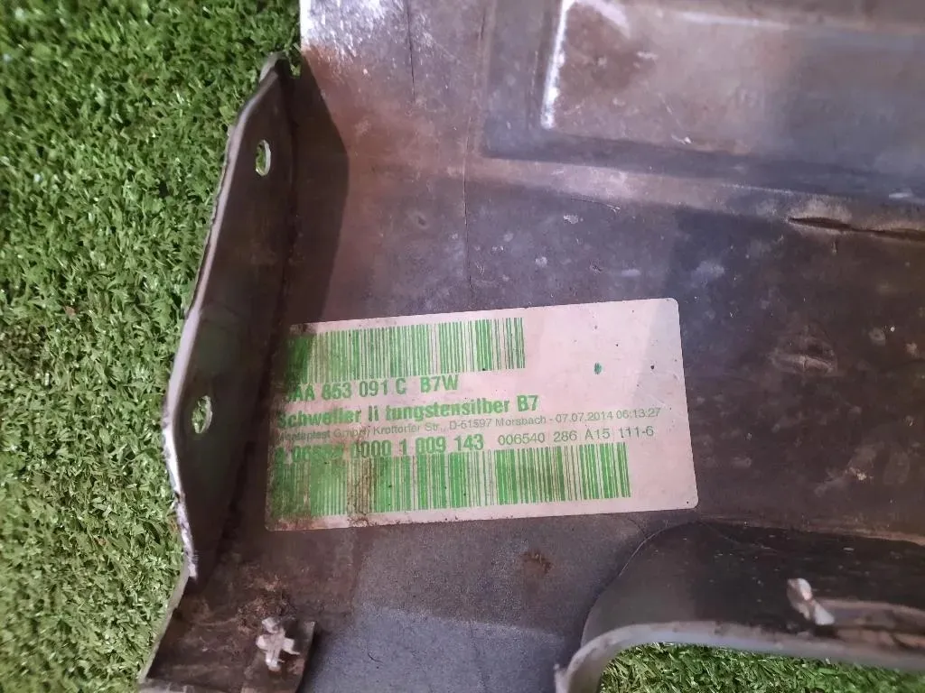 Spoiler Sottoporta SX 3AA853091CGRU Volkswagen Passat VI 2011