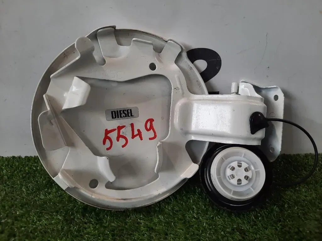 Sportello Carburante Parafango POST B45C42410 Mazda 3 III 2014