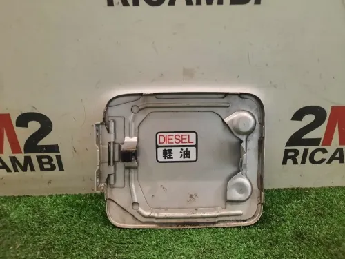 Sportello Carburante Parafango POST MR485936 Mitsubishi Pajero III 2000