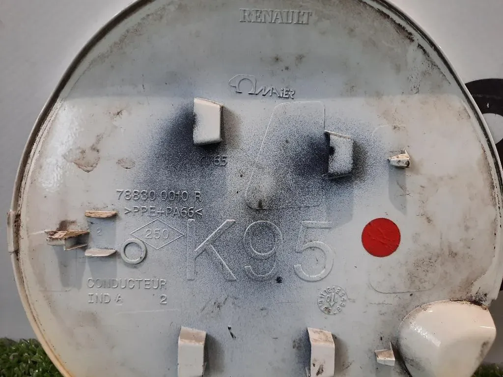 Sportello Carburante Parafango POST 788300010R Renault Mégane III SW 2009