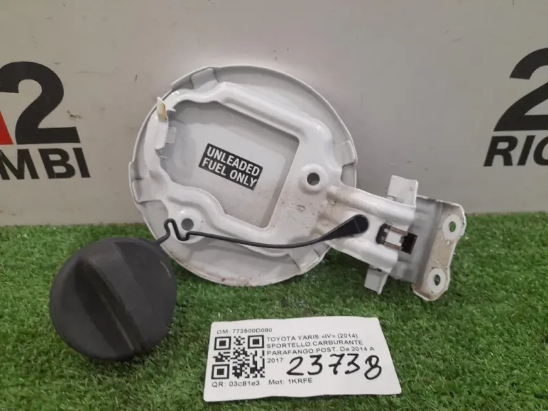 Sportello Carburante Parafango POST 773500D080 Toyota Yaris IV 2014