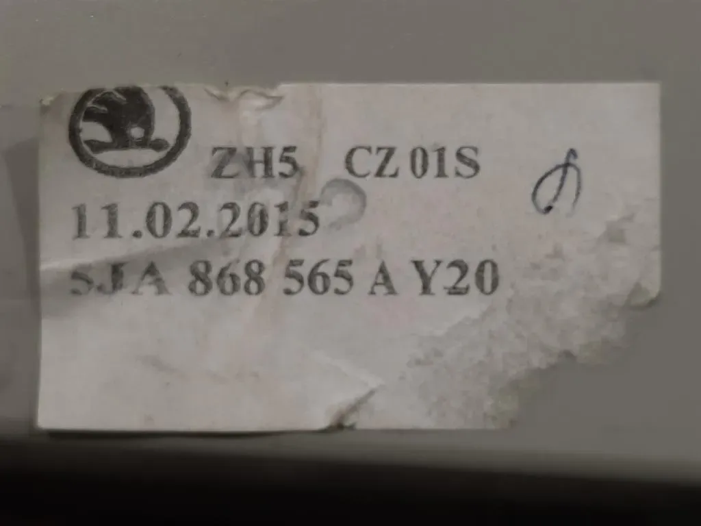 Sportello Portaoggetti 5JA868565A PORTAOCCHIALI Skoda Fabia NJ3 2014