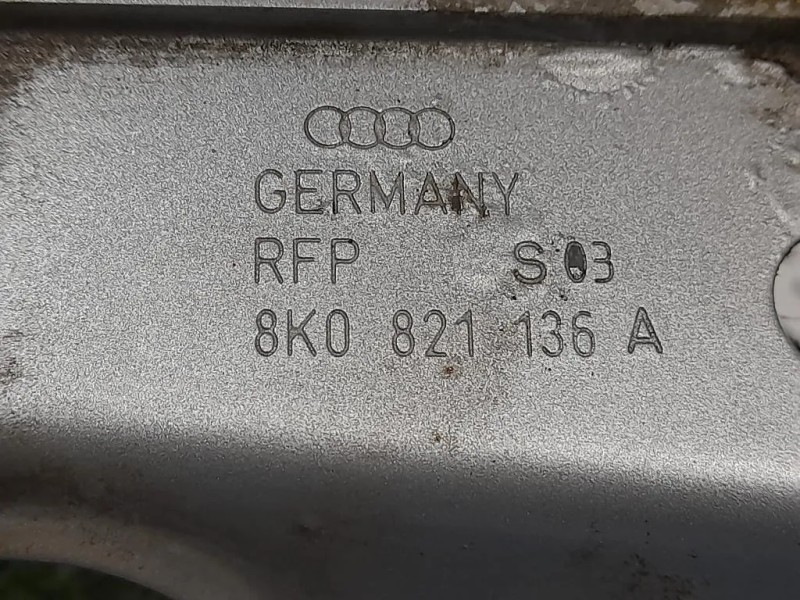 Staffa Angolare Paraurti ANT DX  Audi A4 8K5 Avant 2008