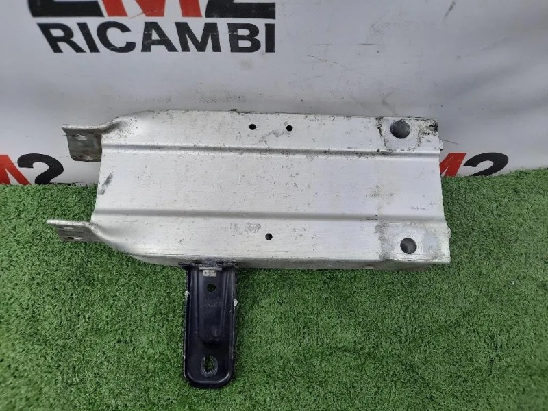 Staffa Angolare Paraurti ANT SX A 207 820 00 95 Mercedes Classe E S212 SW 2009