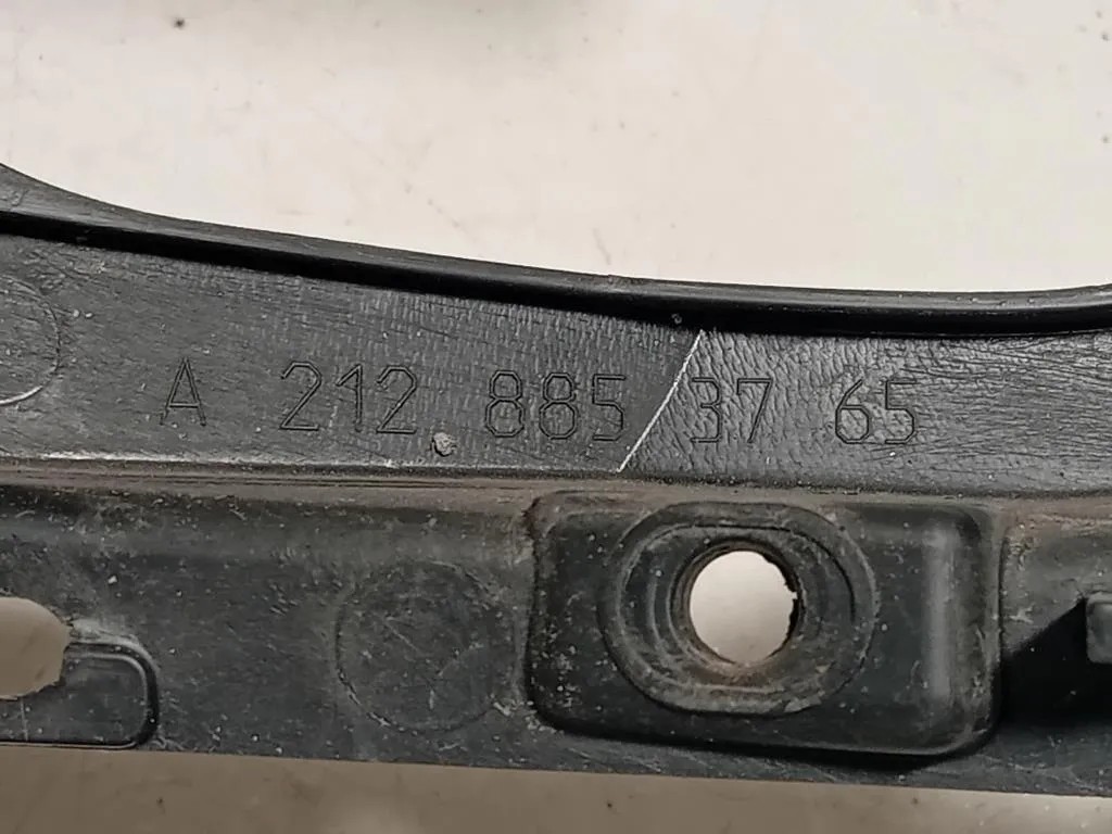 Staffa Angolare Paraurti ANT SX A2128853765 Mercedes Classe E W212 2013