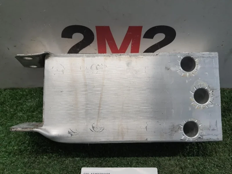 Staffa Assorbitore Traversa Paraurti ANT DX A2466200195 DX Mercedes Classe GLA X156 2017