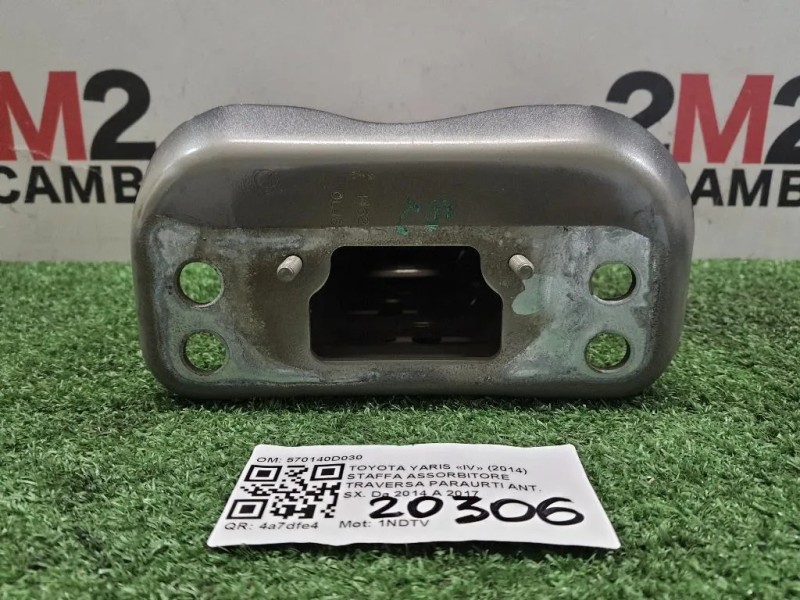 Staffa Assorbitore Traversa Paraurti ANT SX 570140D030 SX Toyota Yaris IV 2014